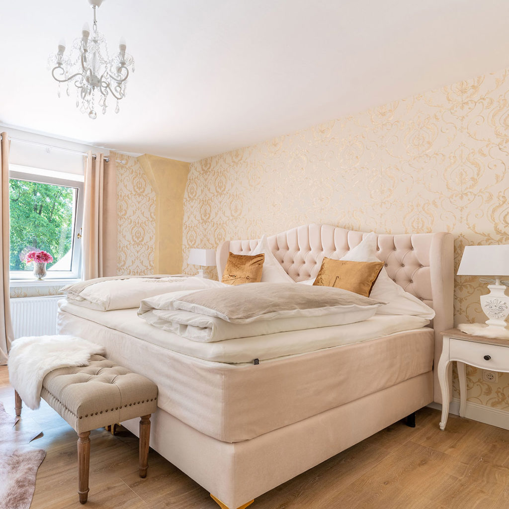 Zeitreise - Hotelzimmer - Honeymoonsuite